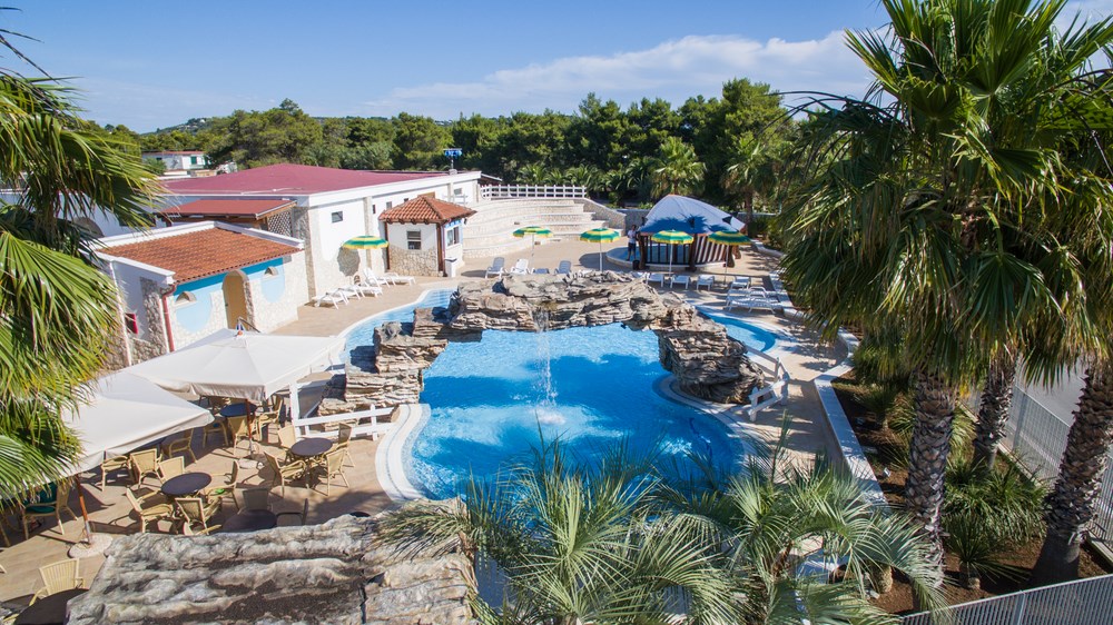 piscine del villaggio Verdemare di Vieste in Gargano