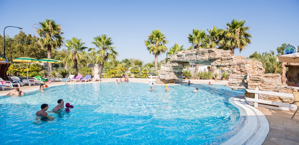 piscine del villaggio Verdemare di Vieste in Gargano