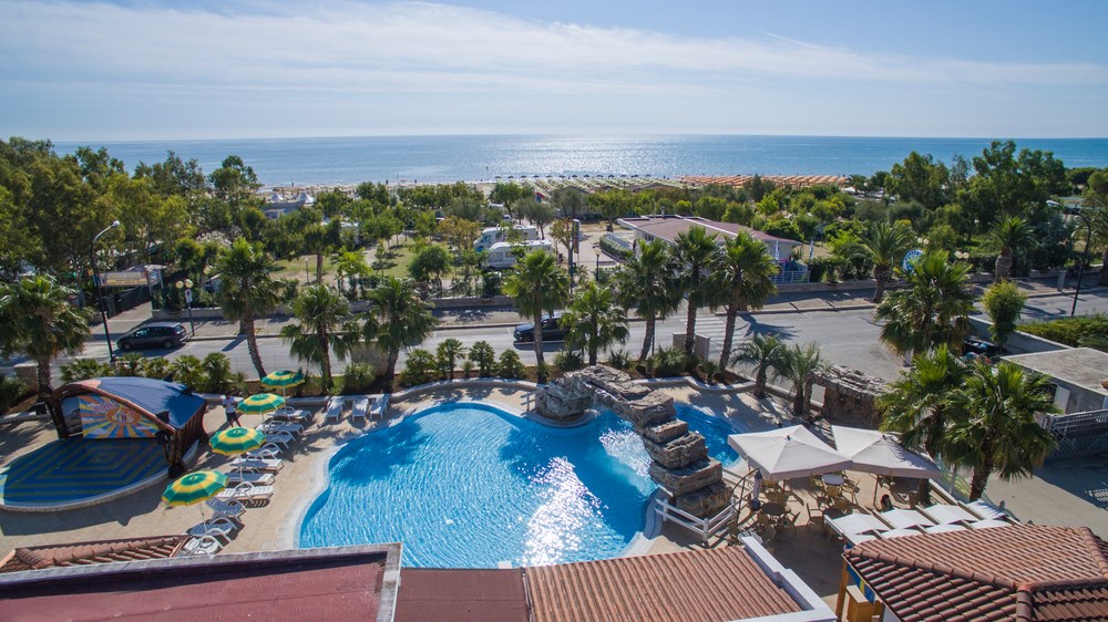 piscine del villaggio Verdemare di Vieste in Gargano