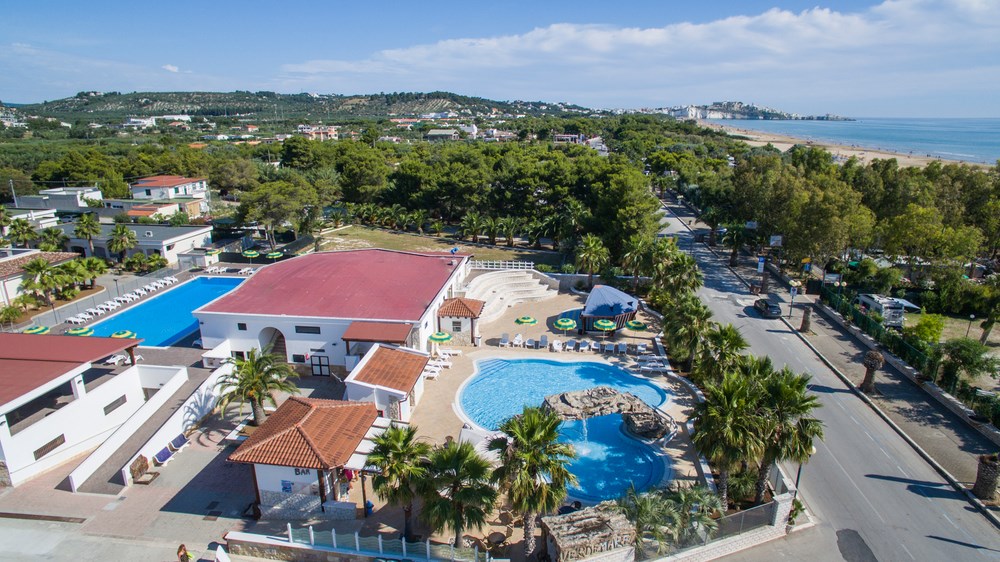 piscine del villaggio Verdemare di Vieste in Gargano